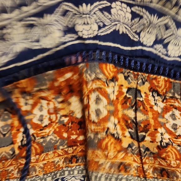 Lucky Brand Women's Top in Orange and Blue - Picture 6 of 7